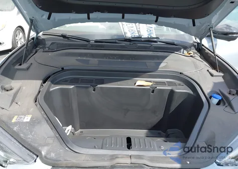 2024 Ford Mustang Mach-E Select z USA, uszkodzony, nr VIN 3FMTK1R40RMA13677